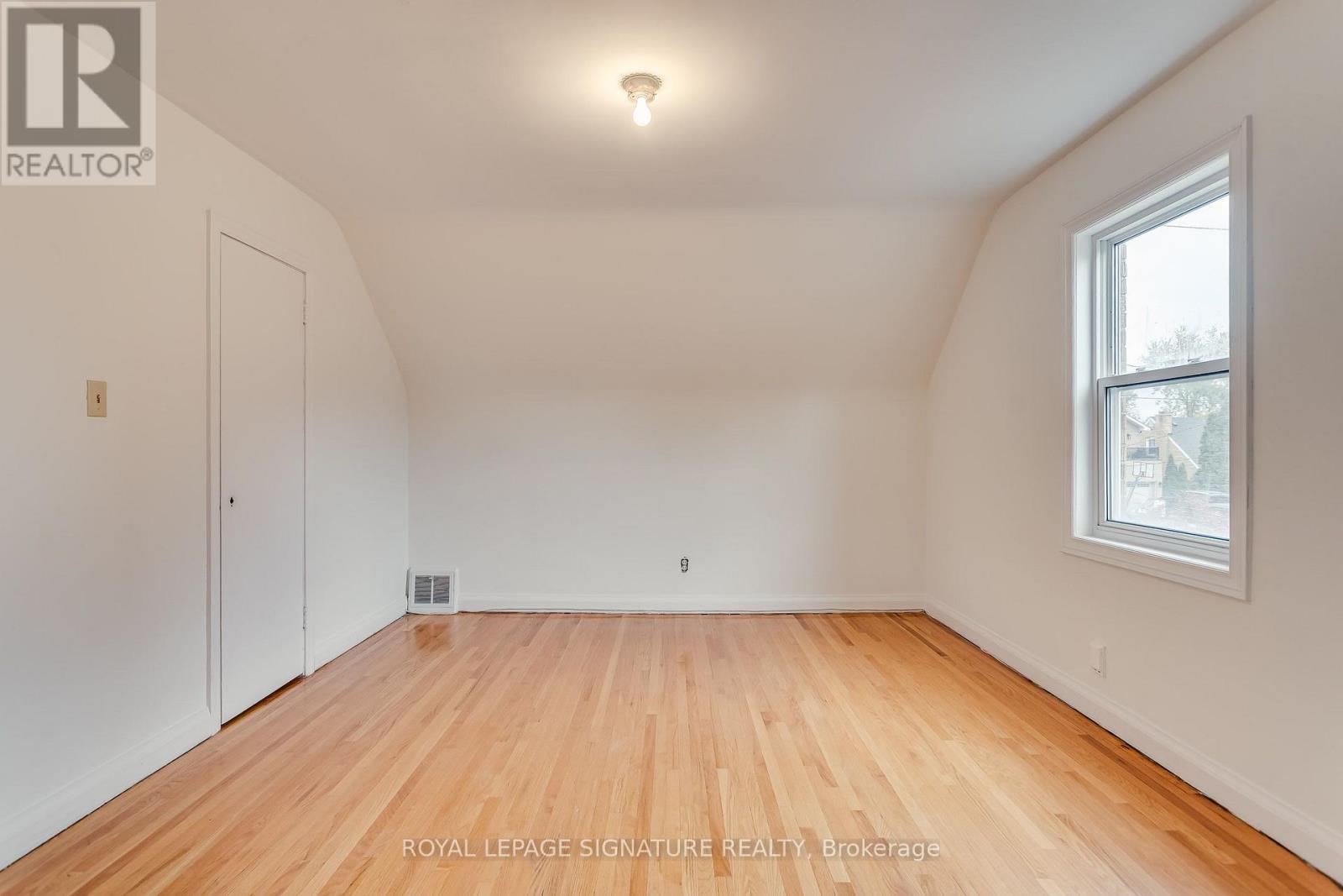 20 Silverton Avenue, Toronto, ON photo 25