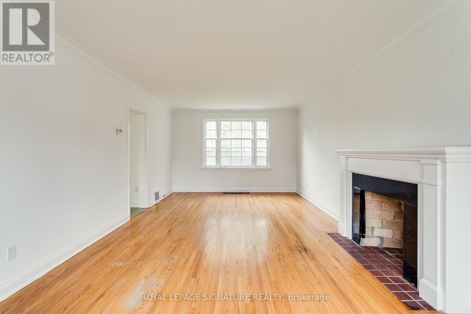 20 SILVERTON AVENUE, Toronto (Clanton Park) — photo 7