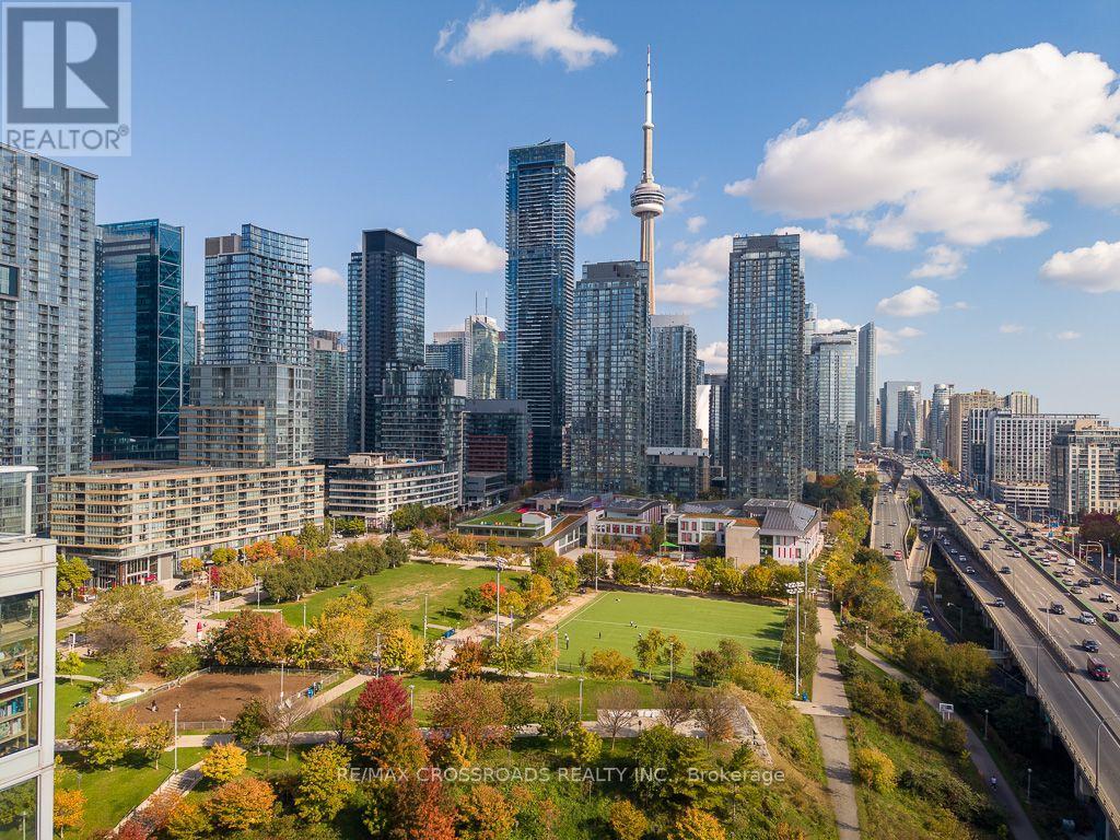 Th05- 58 Queens Wharf Road, Toronto, ON photo 47