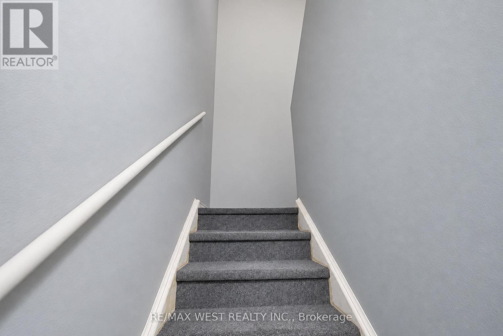 221C- 4064 Lawrence Avenue East, Toronto, ON photo 8