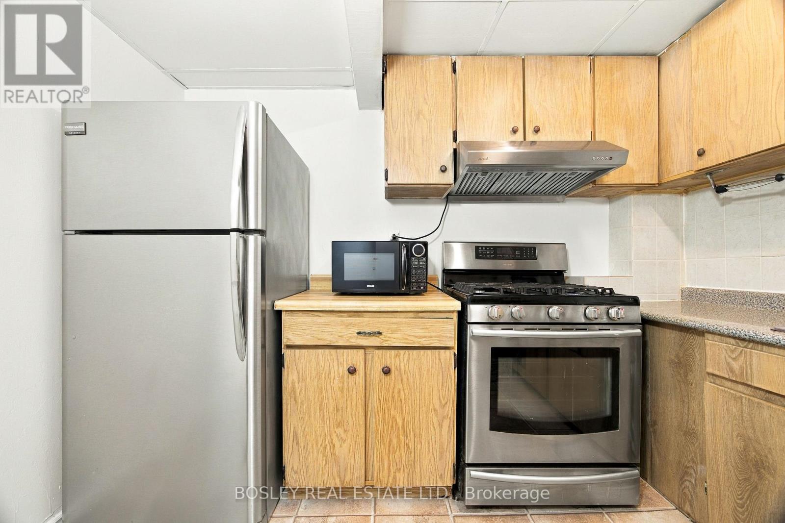 114 Rhodes Avenue, Toronto, ON photo 17