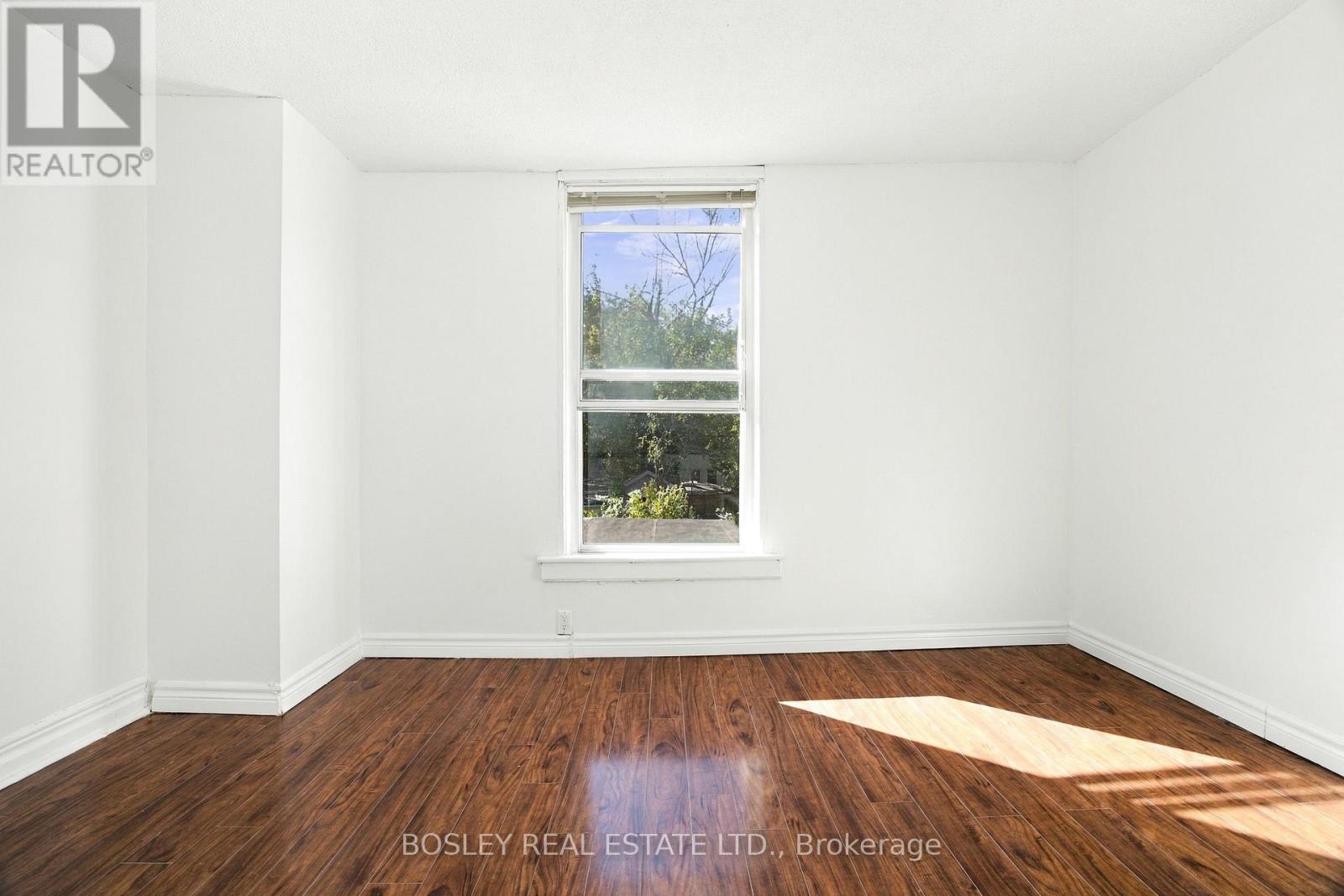 114 Rhodes Avenue, Toronto, ON photo 27
