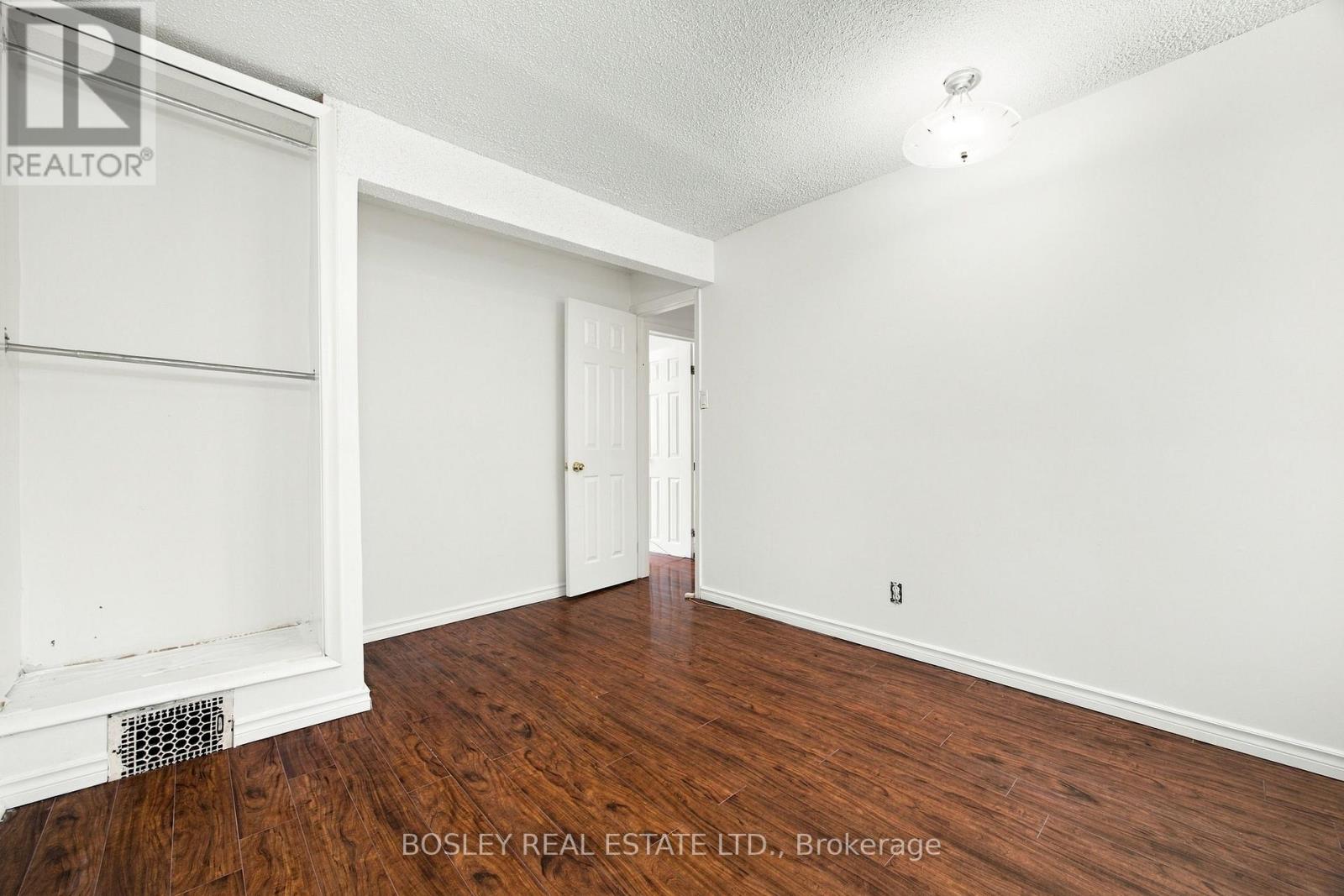 114 Rhodes Avenue, Toronto, ON photo 32