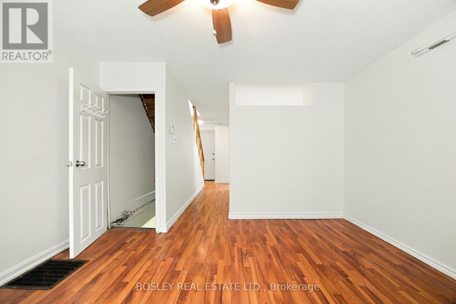 114 Rhodes Avenue, Toronto, ON photo 8