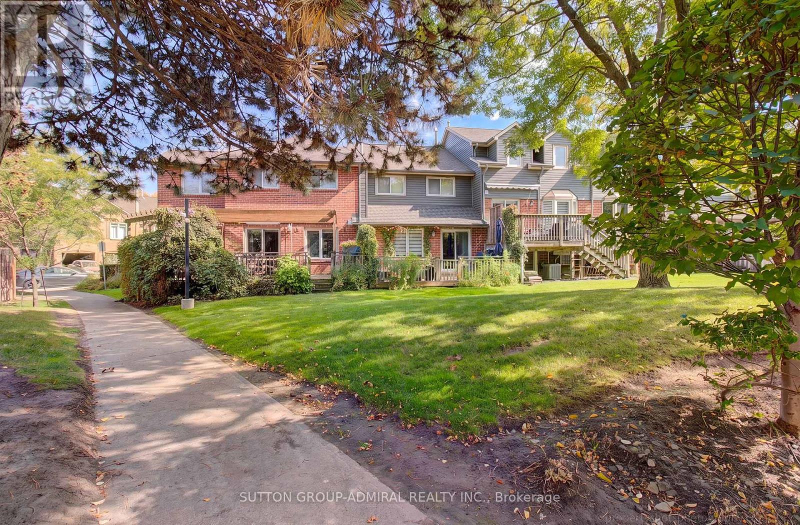 16 Beaumont Place, Vaughan, ON photo 43