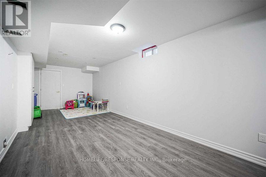 372 MANTLE Avenue, Whitchurch-Stouffville, ON photo 29