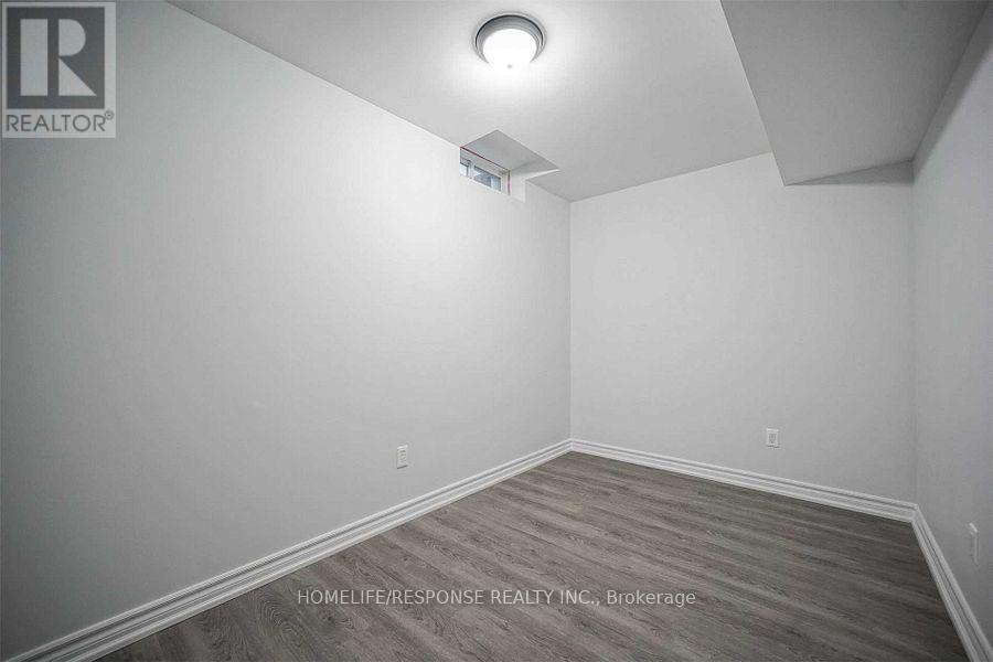 372 MANTLE Avenue, Whitchurch-Stouffville, ON photo 31