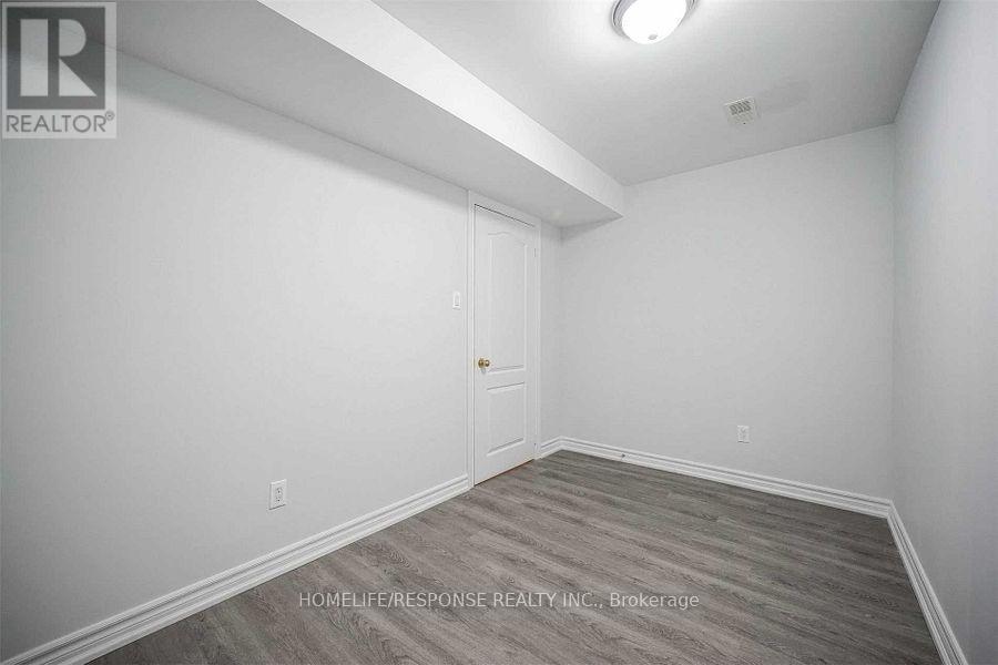 372 MANTLE Avenue, Whitchurch-Stouffville, ON photo 32