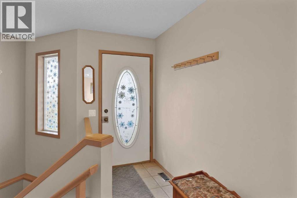 164 Sunterra Heights, photo 6 of 45