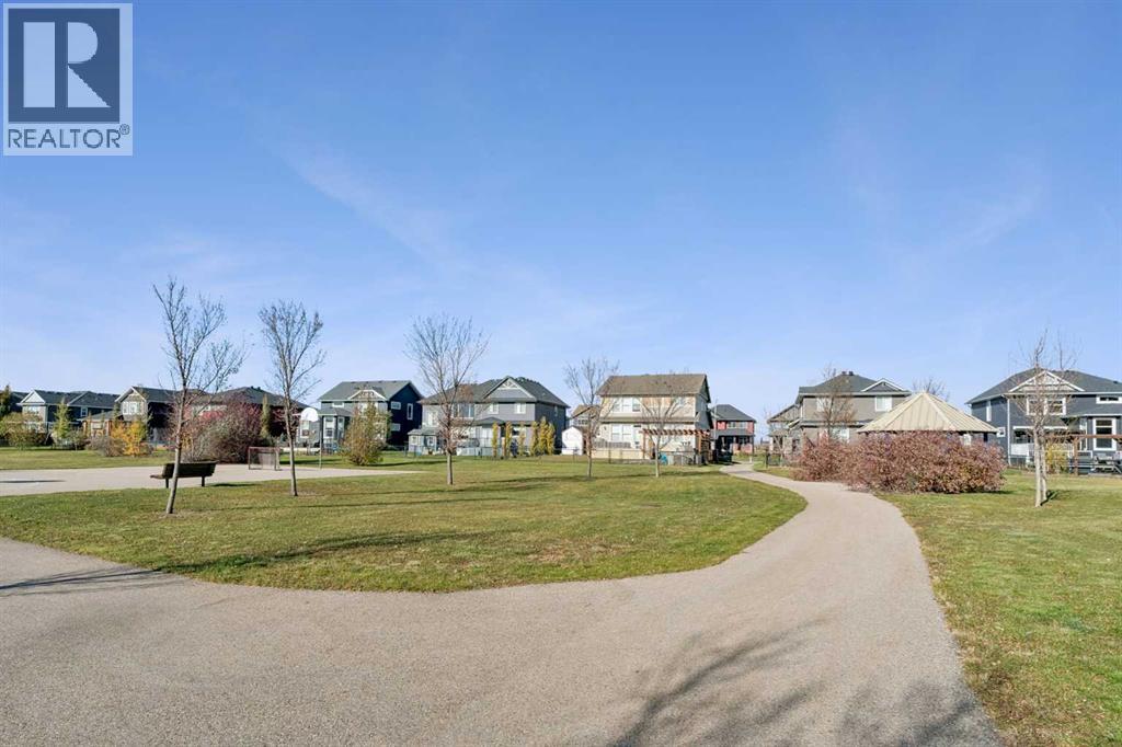 Green Space/Pathways