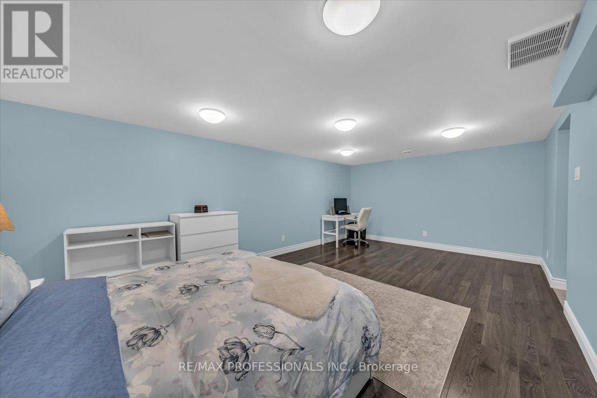 3 Gair Drive, Toronto, ON photo 43