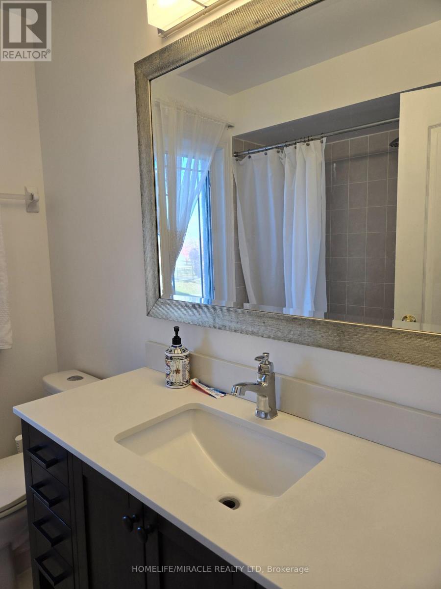 73 Styles Crescent, Ajax, ON photo 9