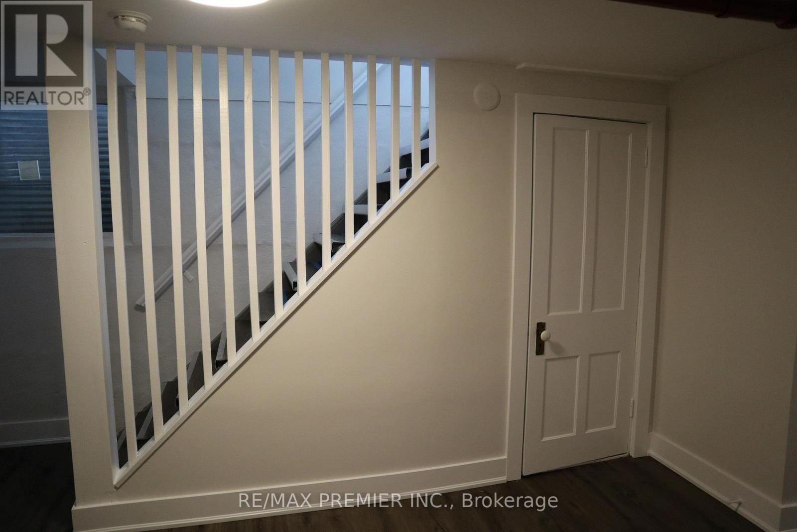 79 Wellington Street, Barrie photo 7