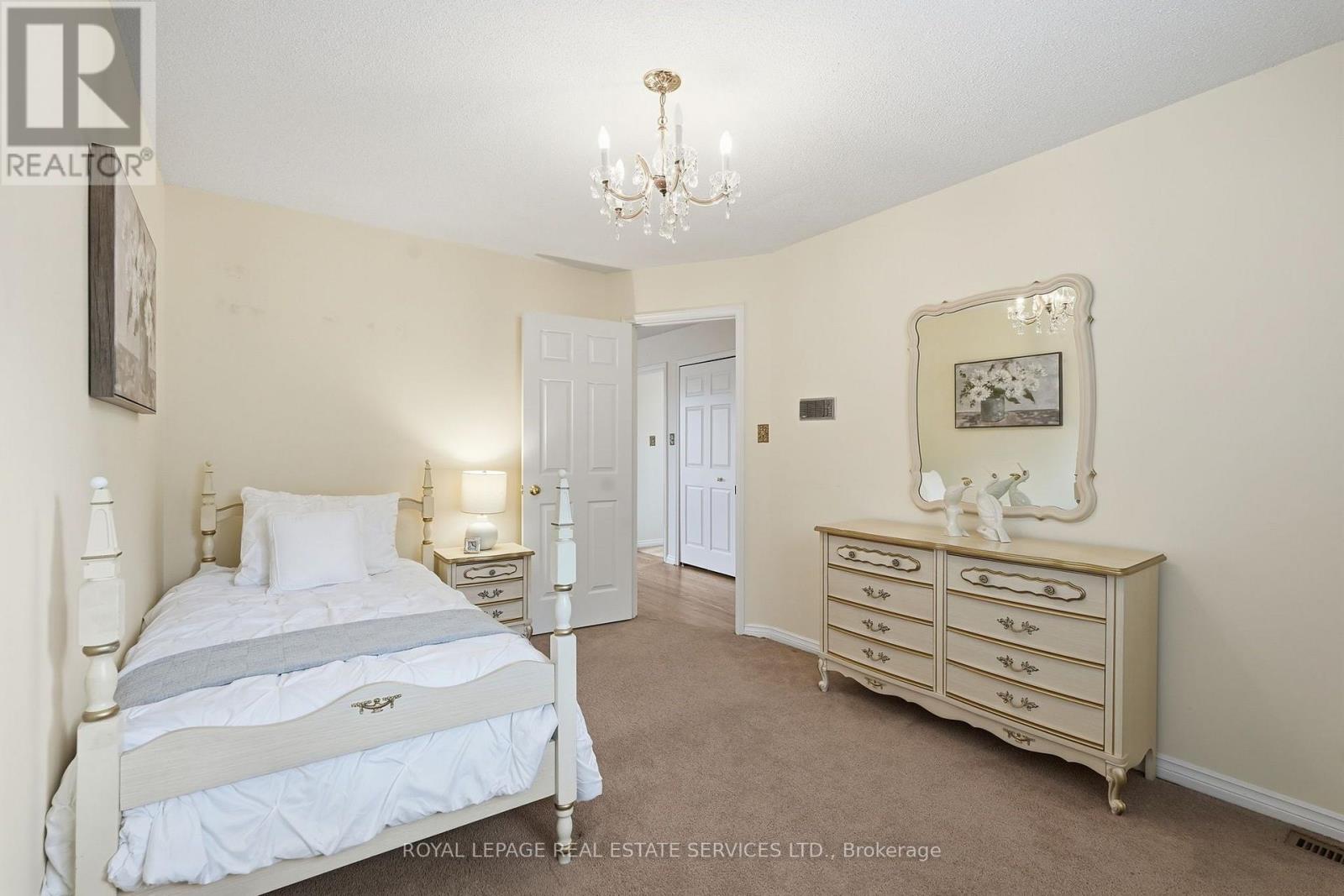 163 Bluebell Crescent, Hamilton, ON photo 32