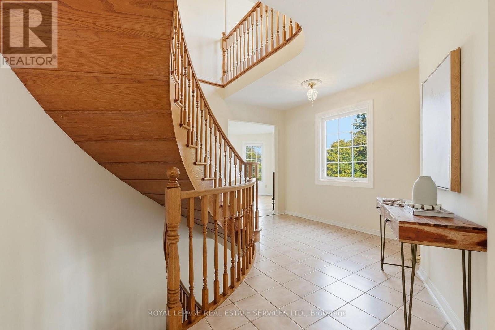 163 Bluebell Crescent, Hamilton, ON photo 7