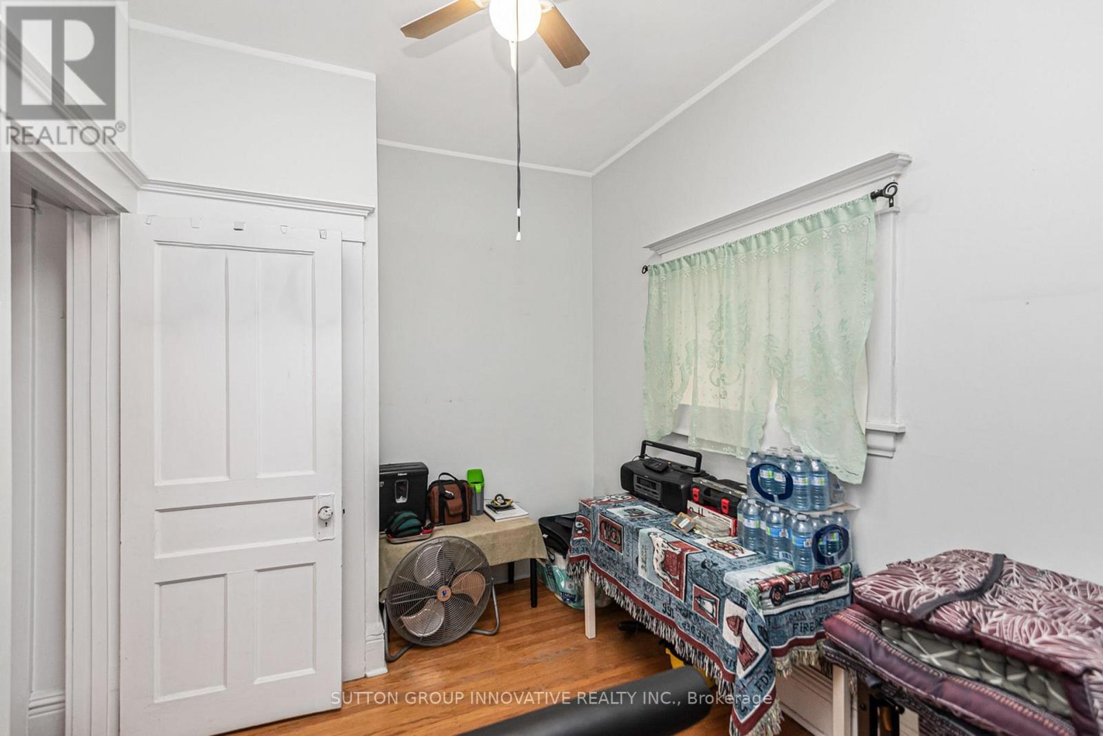 208 Holton Avenue South, Hamilton, ON photo 14