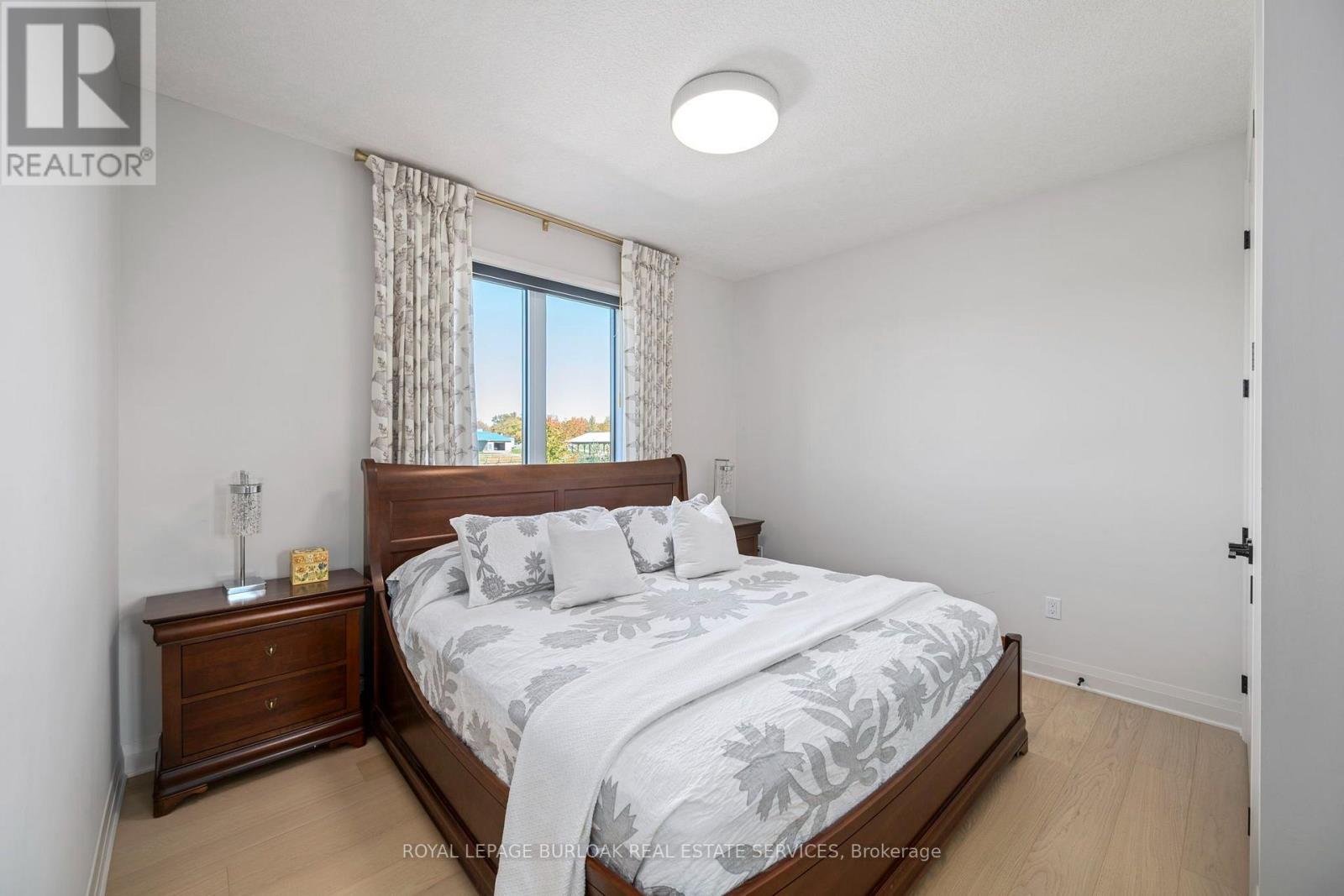 239 Foxborough Place, Thames Centre, ON photo 28