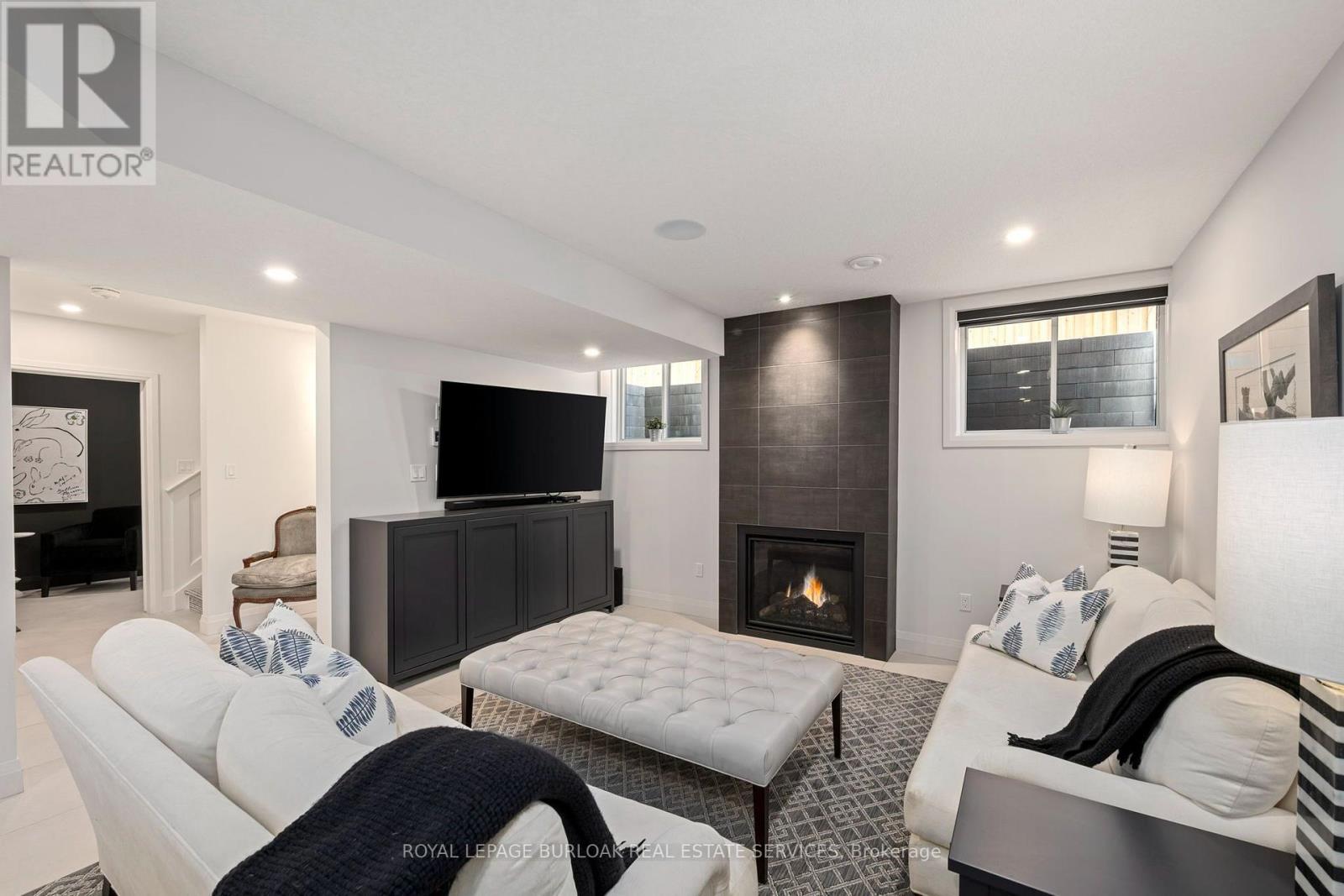 239 Foxborough Place, Thames Centre, ON photo 35