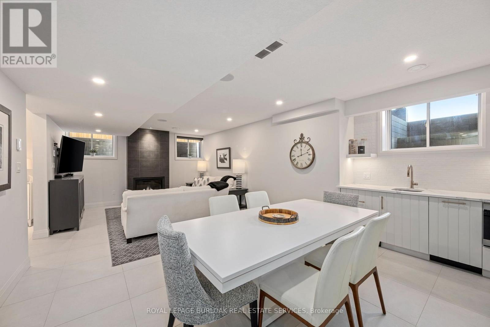 239 Foxborough Place, Thames Centre, ON photo 36