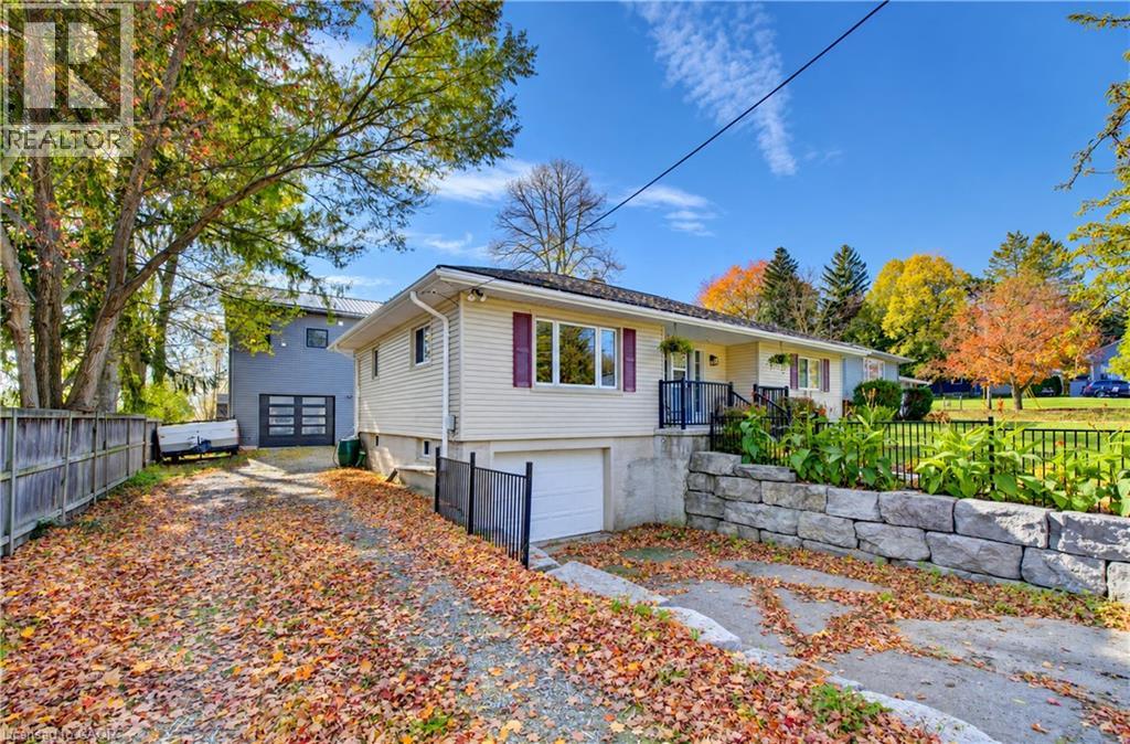 1026 Doering Street, photo 1 of 48
