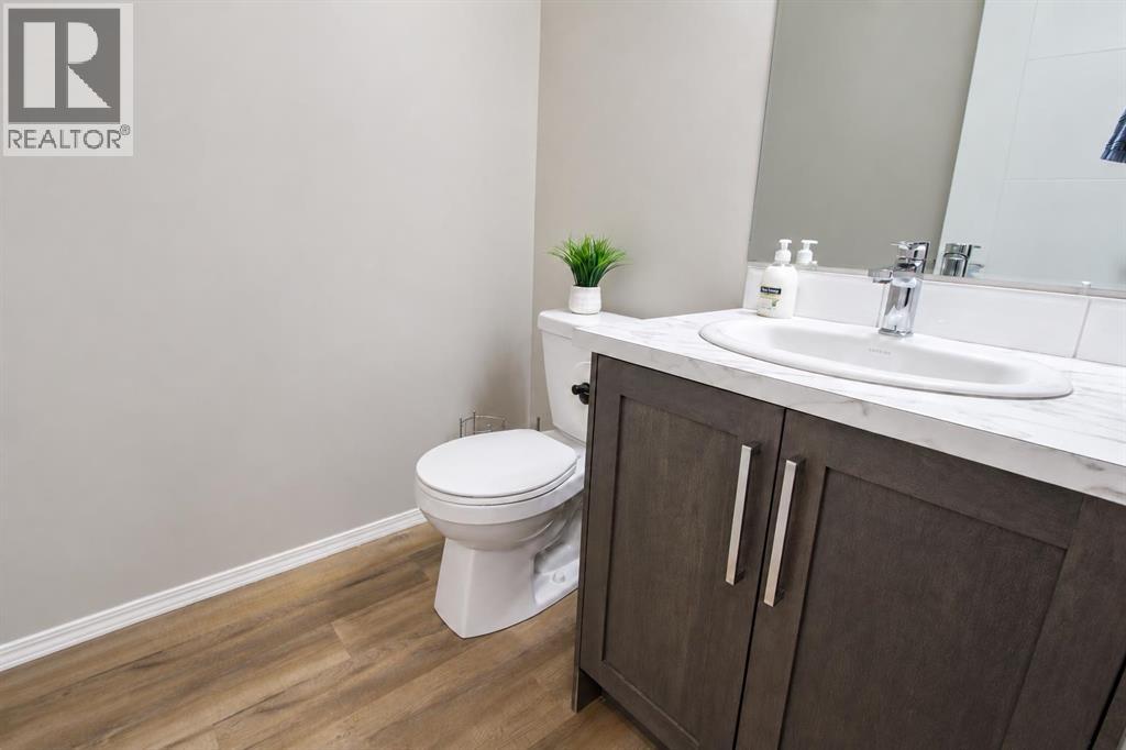 Listing photo – 121 Golden Crescent, Red Deer