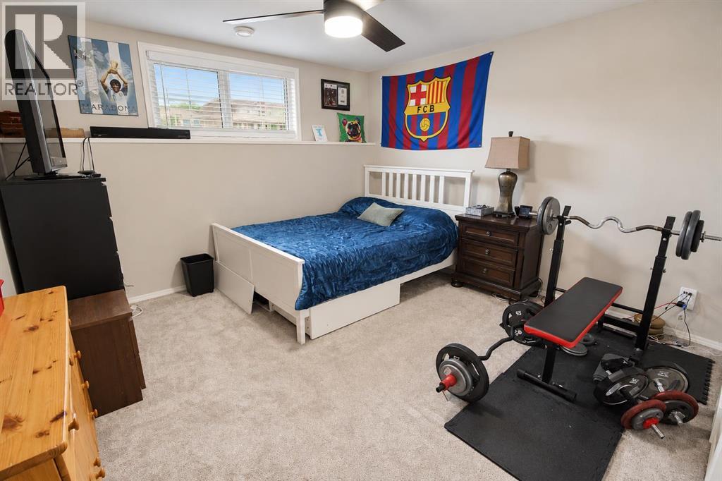 Listing photo – 121 Golden Crescent, Red Deer