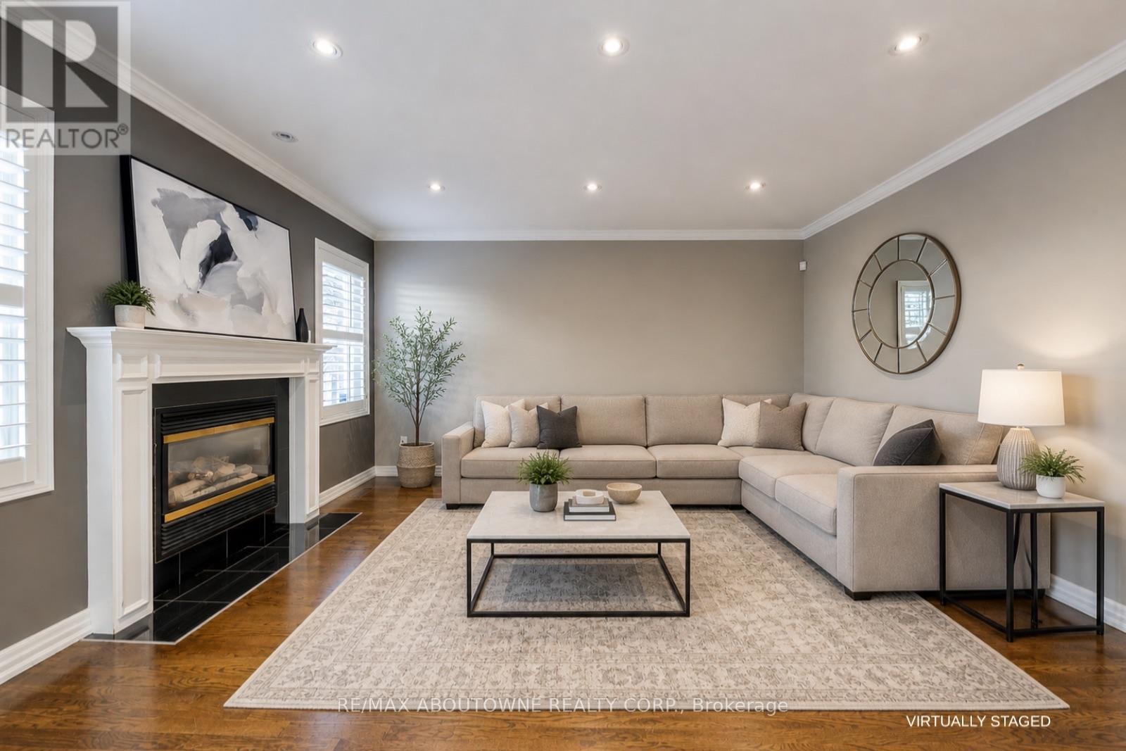 241 Lexington Road, Oakville, ON photo 13