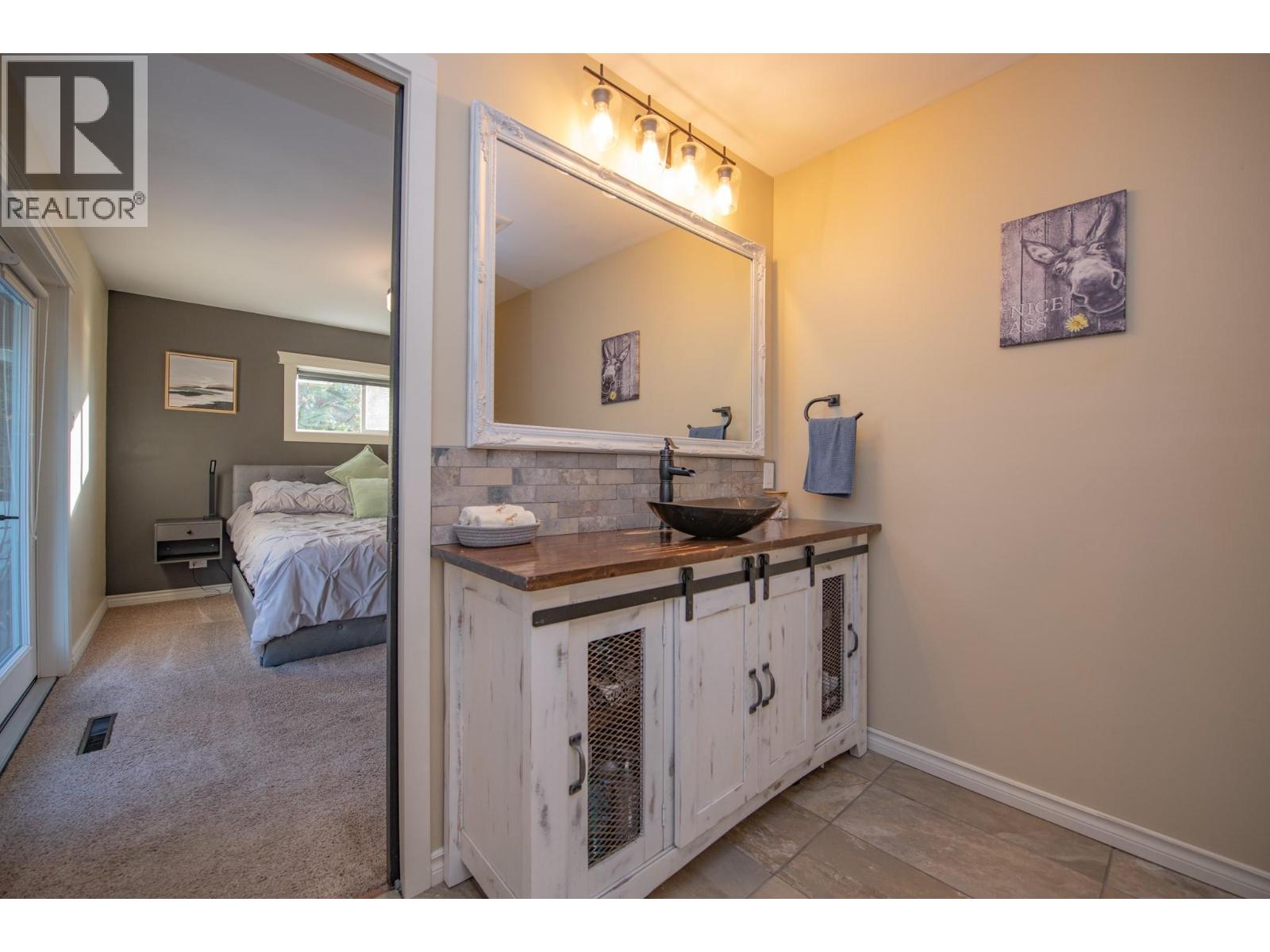 6711 Herry Road - 28