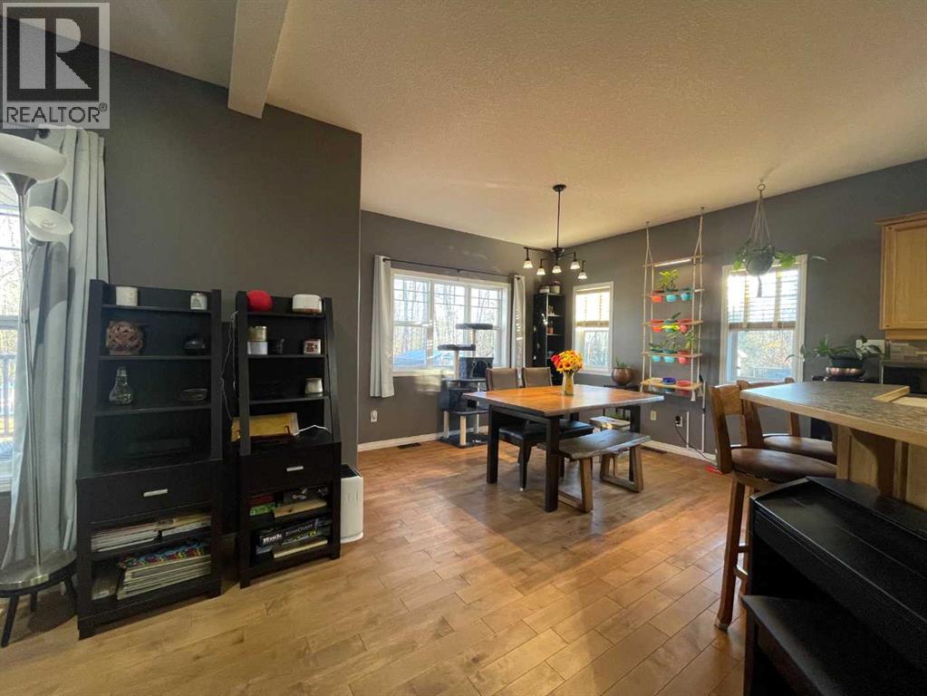 Property photograph 11 for MLS A2354603