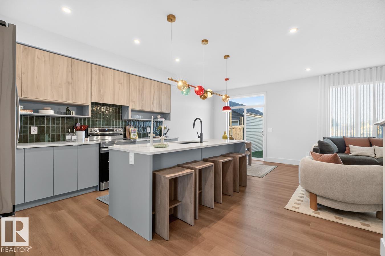 192 CATRIA PT, photo 5 of 49