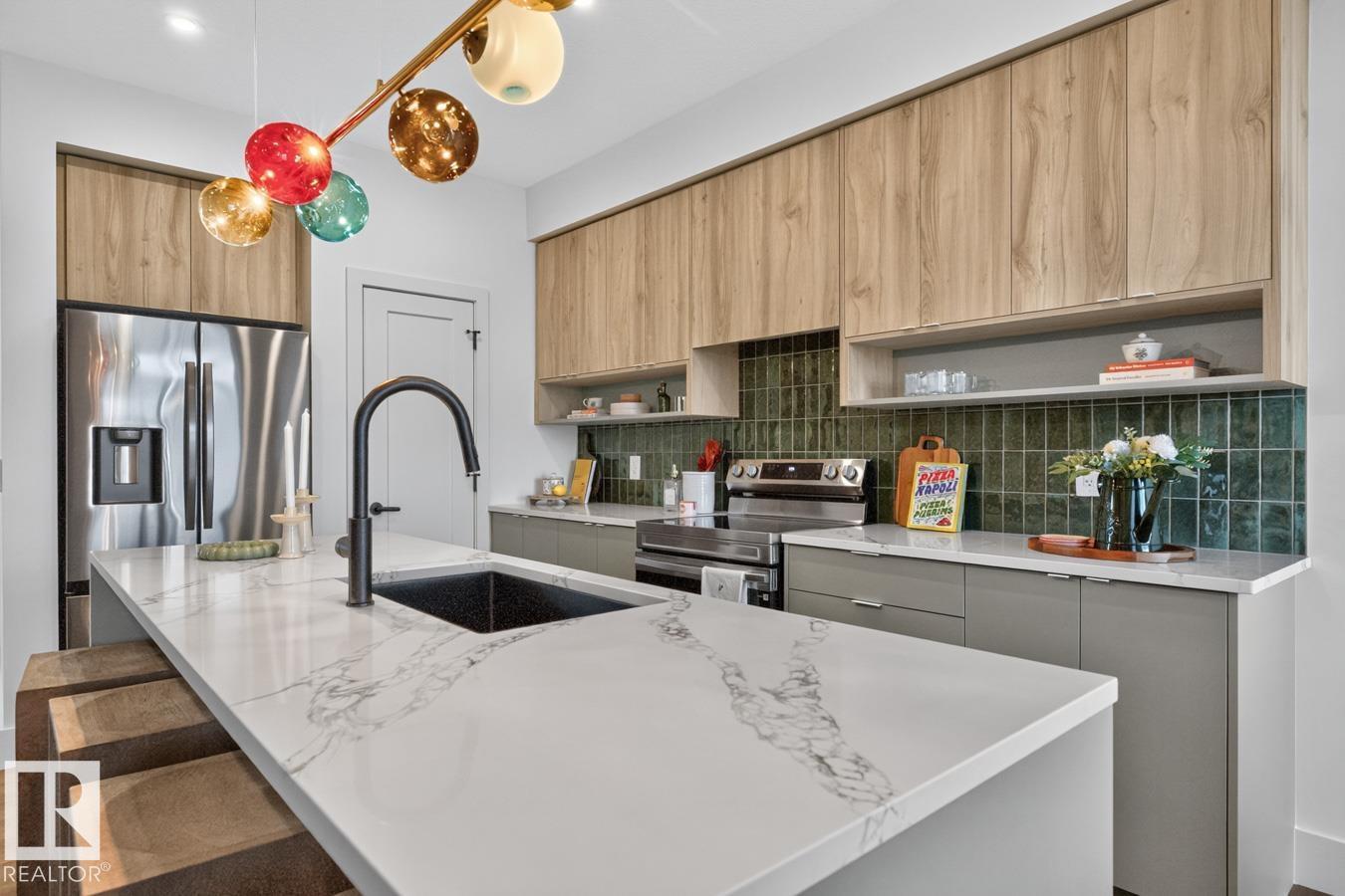 192 CATRIA PT, photo 8 of 49