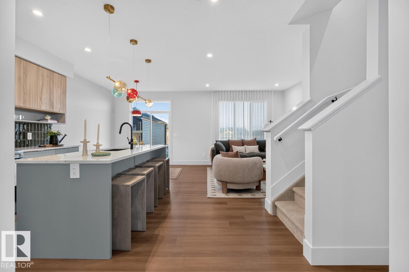 192 CATRIA PT, photo 12 of 49