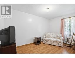 12 Spratt Place thumbnail 17