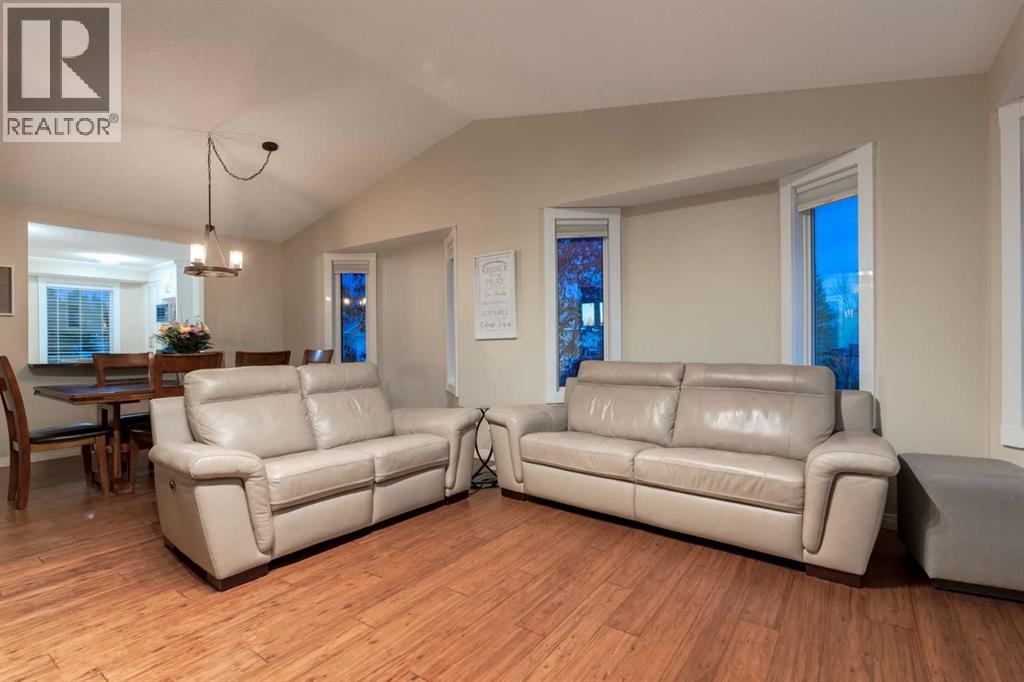 4 ARBOUR CLIFF Court NW, Calgary — photo 15