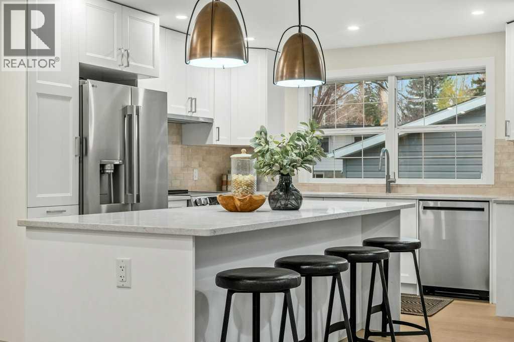 7 Canna Bay SW, photo 7 of 49