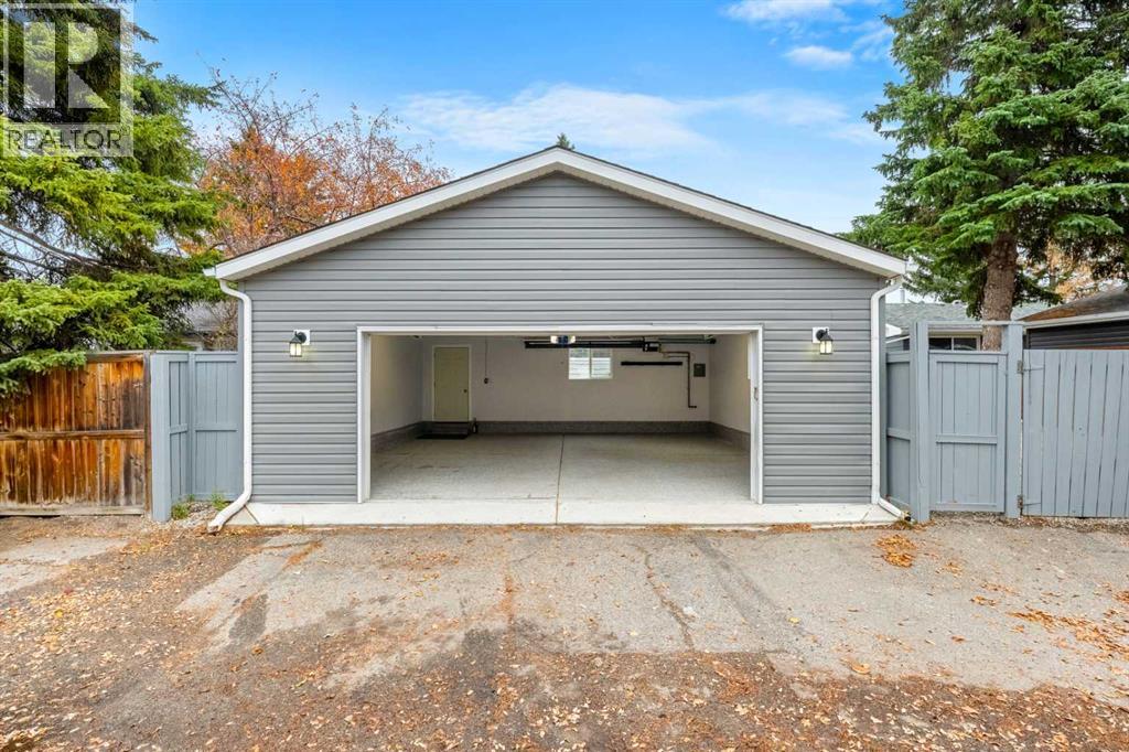 7 Canna Bay SW, photo 37 of 49