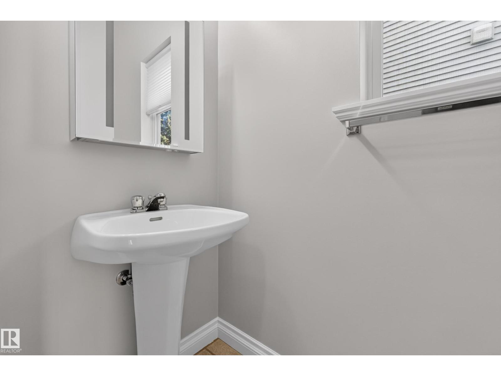 Property photograph 5 for MLS E4514542
