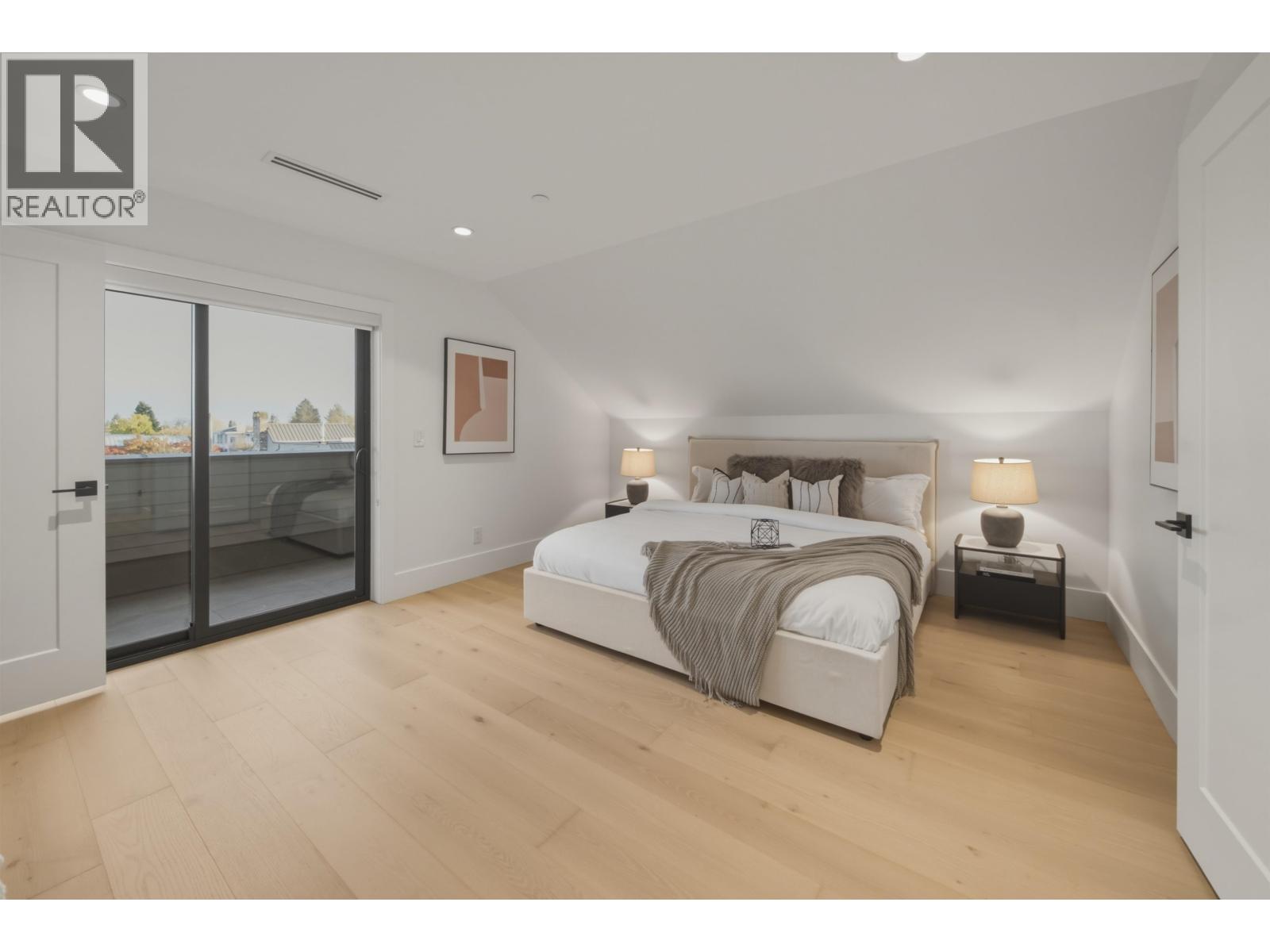 1 266 E 38 Avenue, Vancouver — photo 19