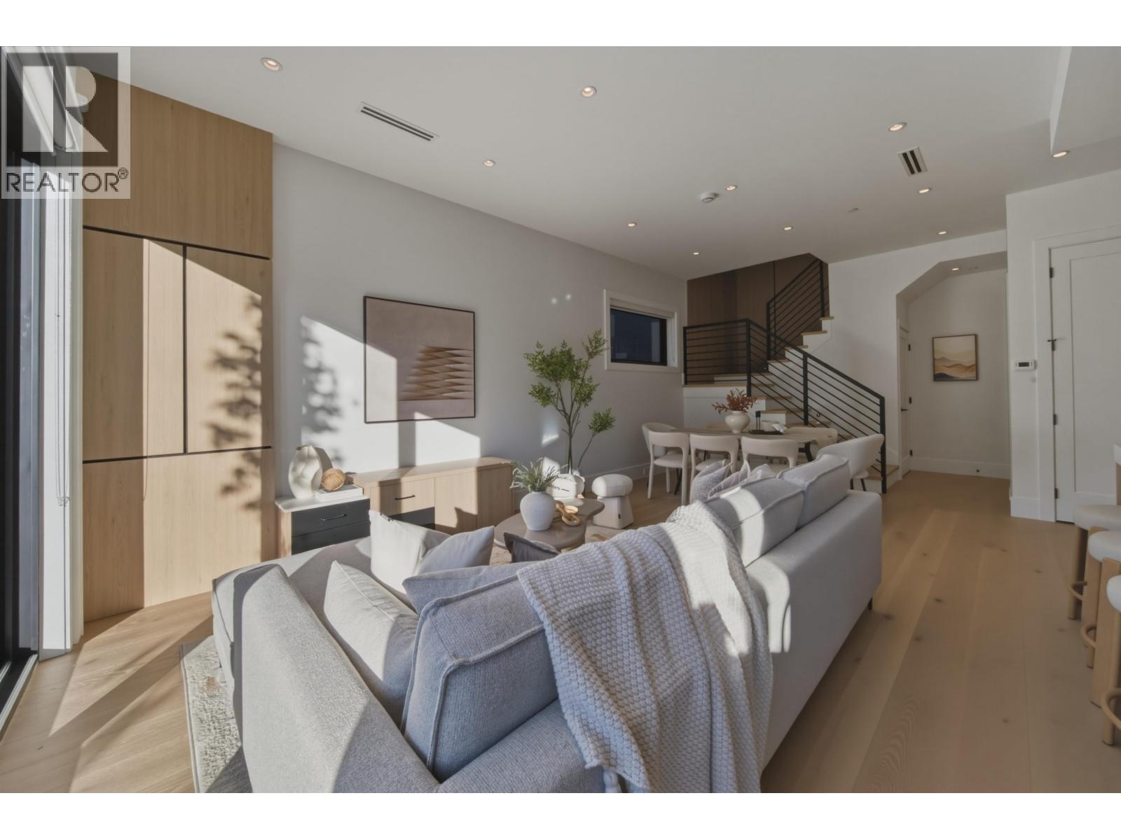2 266 E 38 Avenue, Vancouver — photo 10