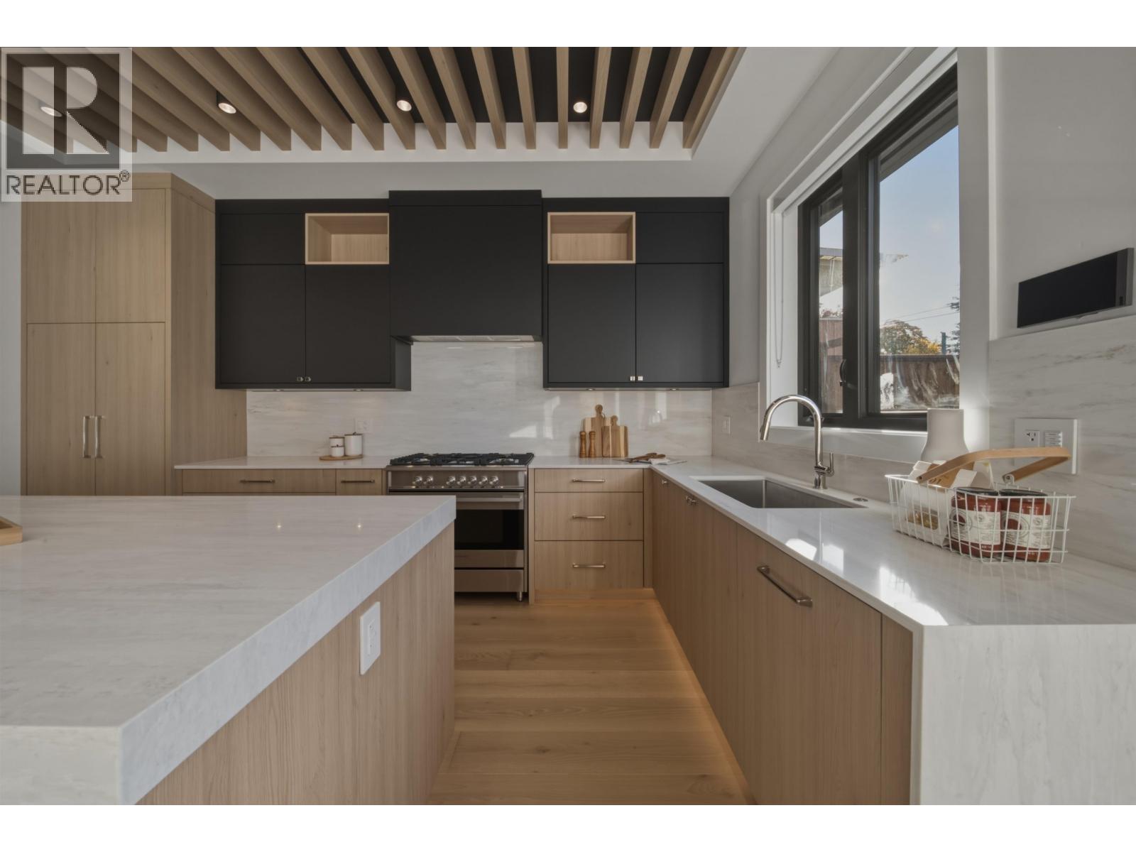 2 266 E 38 Avenue, Vancouver — photo 14