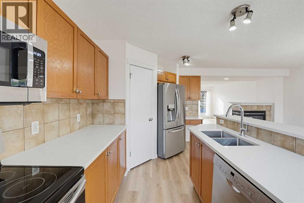 455 Prestwick Circle SE, Calgary — photo 8