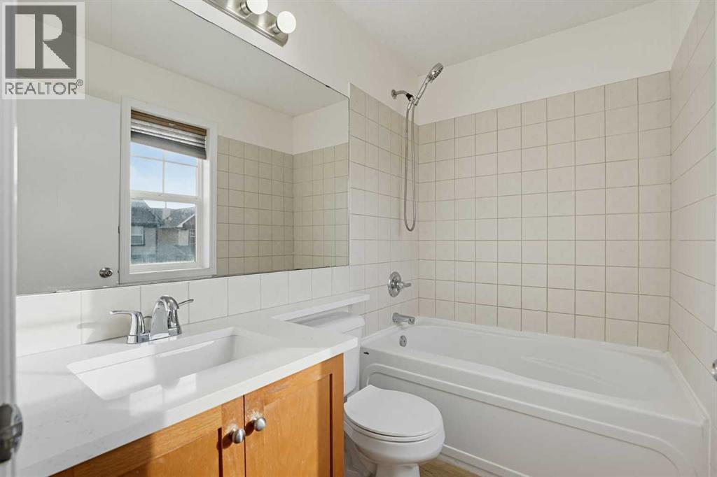 455 Prestwick Circle SE, Calgary — photo 15