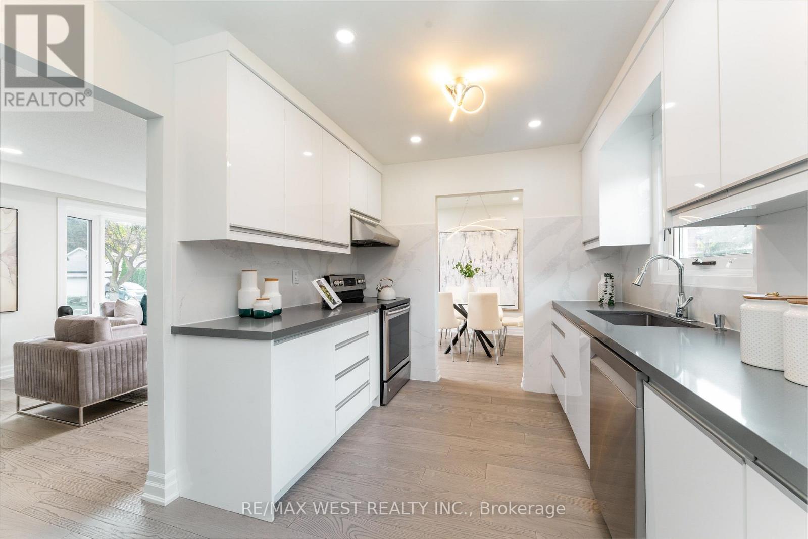 2545 Windjammer Road, Mississauga, ON photo 11