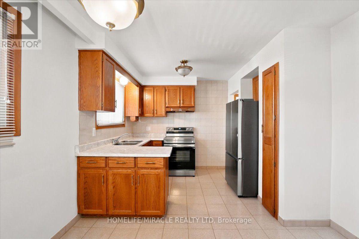 3753 Crabtree Crescent, Mississauga, ON photo 12