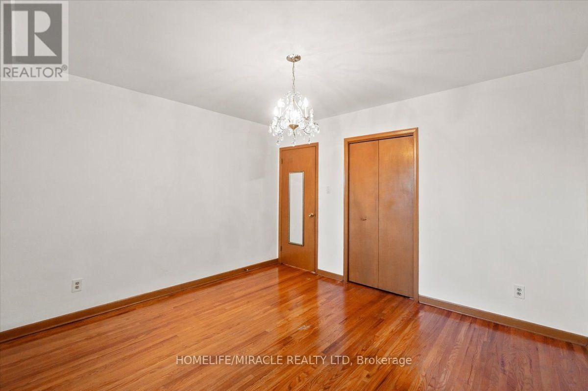3753 Crabtree Crescent, Mississauga, ON photo 17
