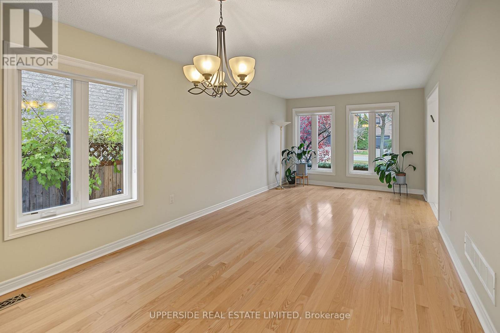 99 Glenforest Drive, Vaughan, ON photo 6