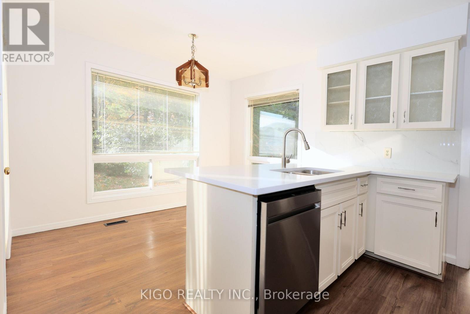 34 Duncan Crescent, London East, ON photo 16