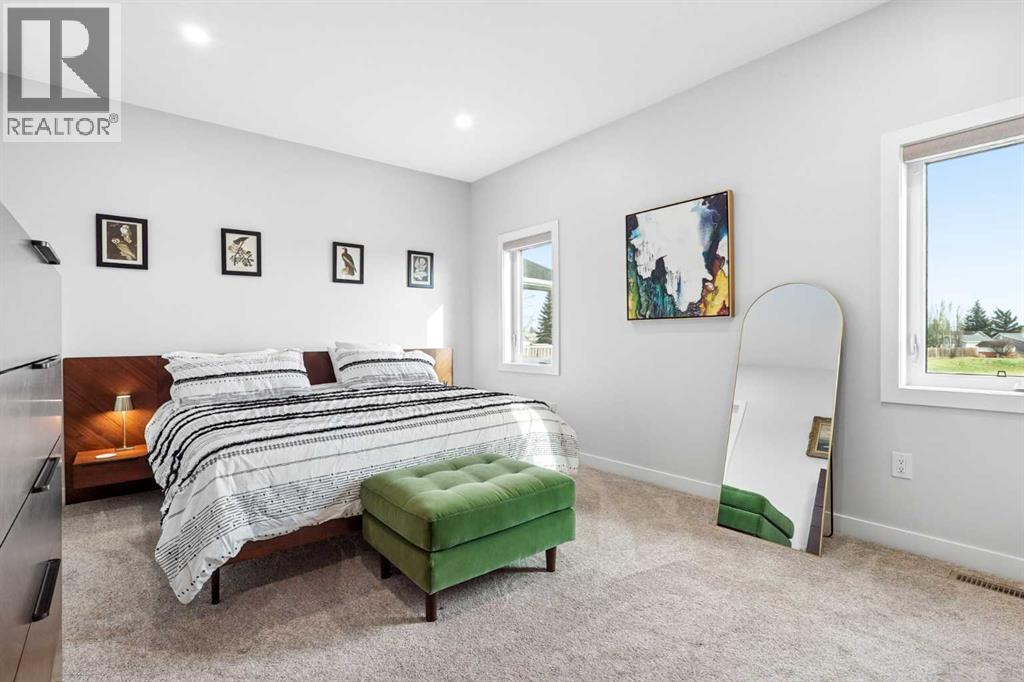 325 9 Street N, Picture Butte — photo 18