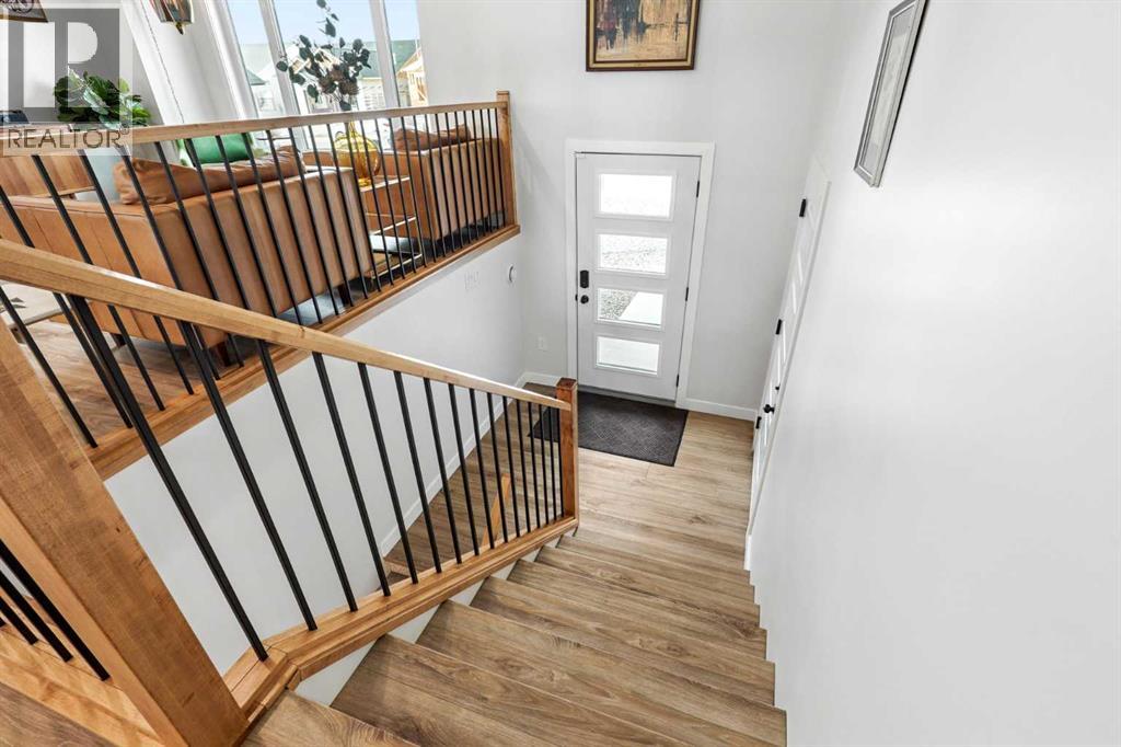 325 9 Street N, Picture Butte — photo 3
