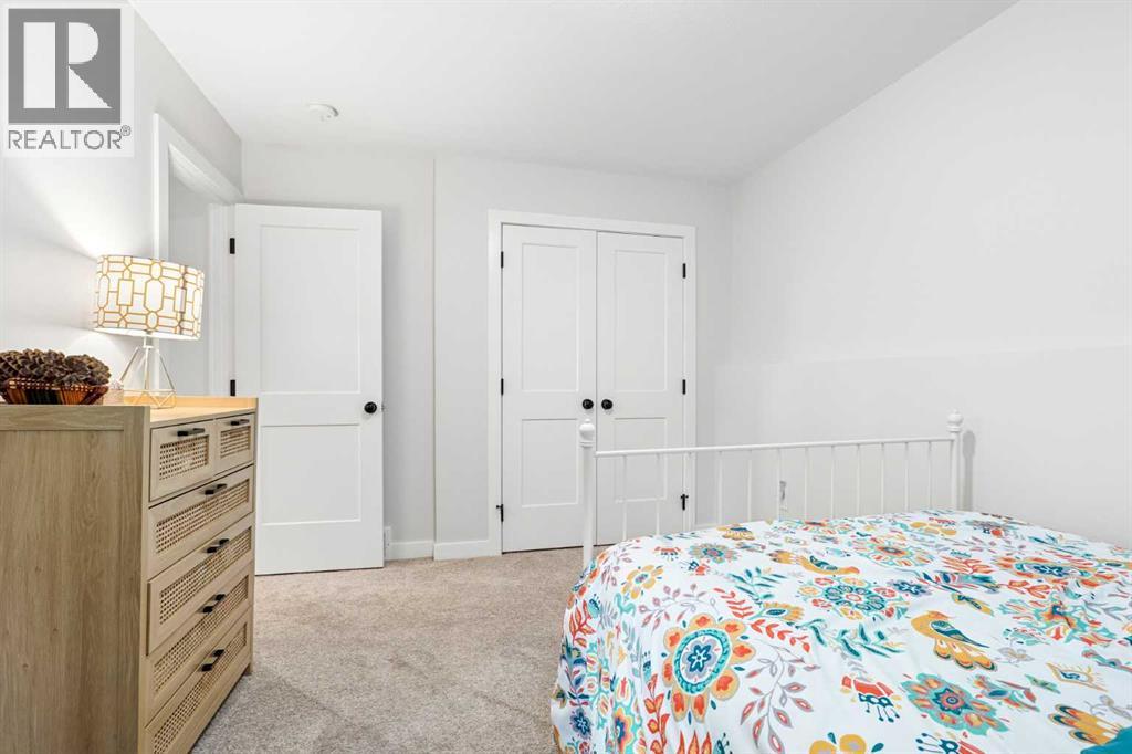 325 9 Street N, Picture Butte — photo 34
